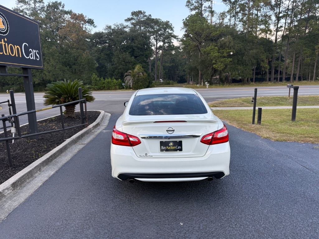 2016 Nissan Altima - $6,500