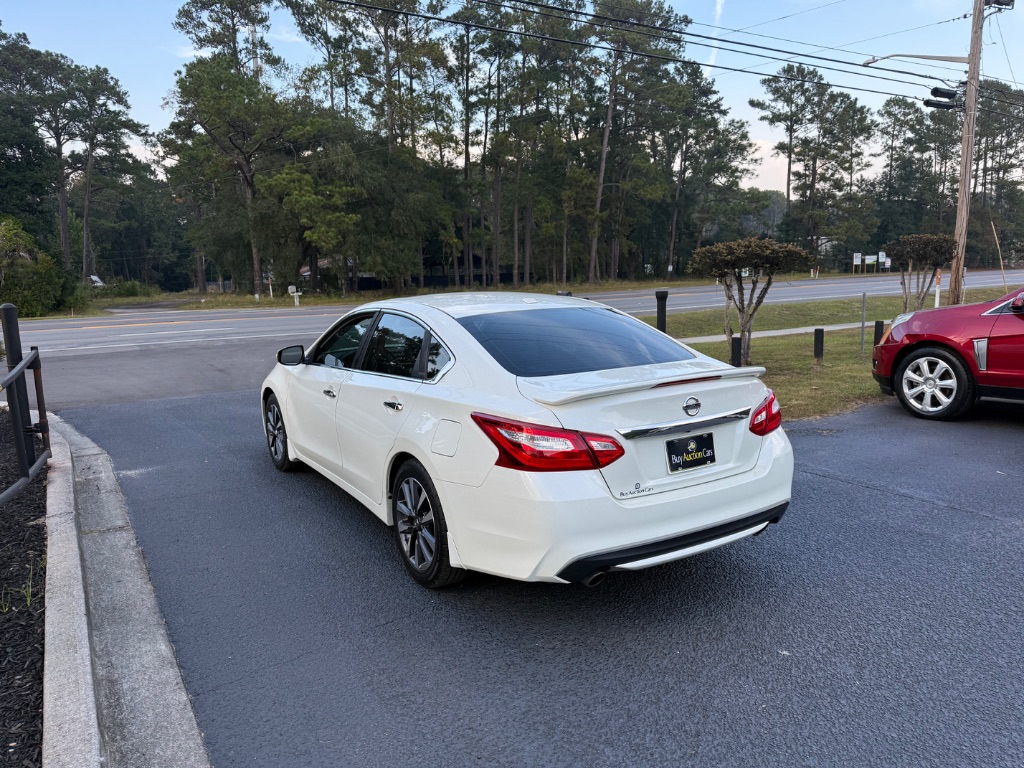 2016 Nissan Altima - $6,500