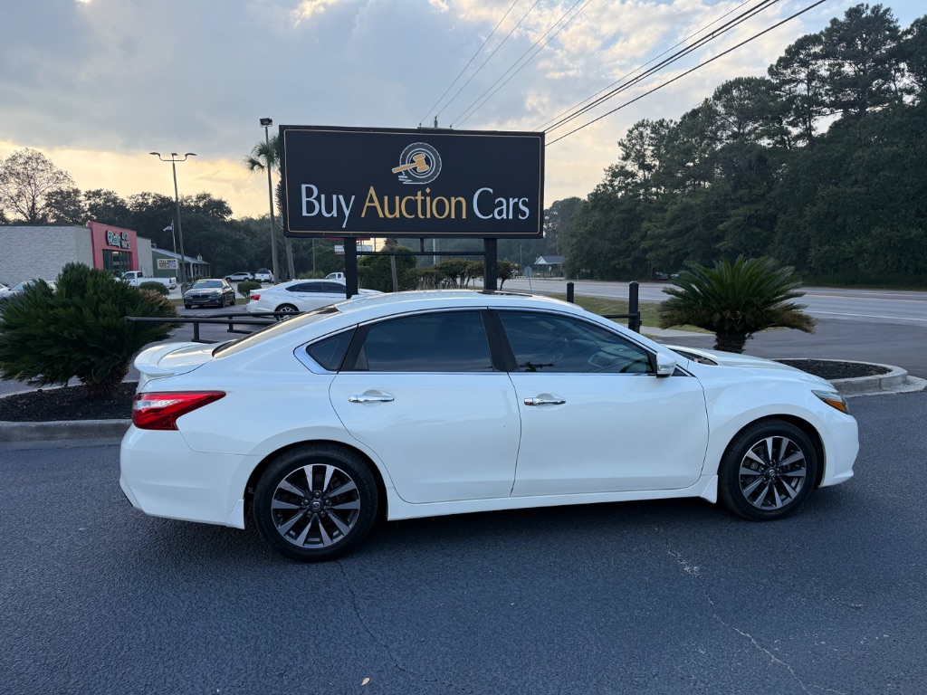 2016 Nissan Altima - $6,500