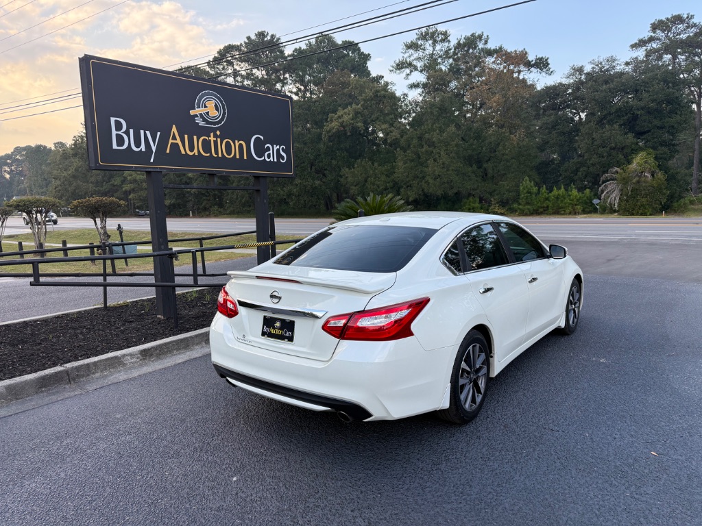 2016 Nissan Altima - $6,500