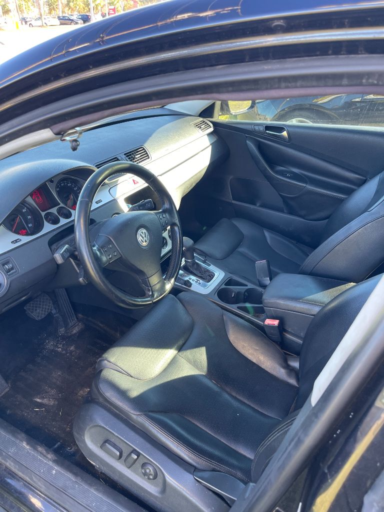 2009 Volkswagen Passat Komfort photo
