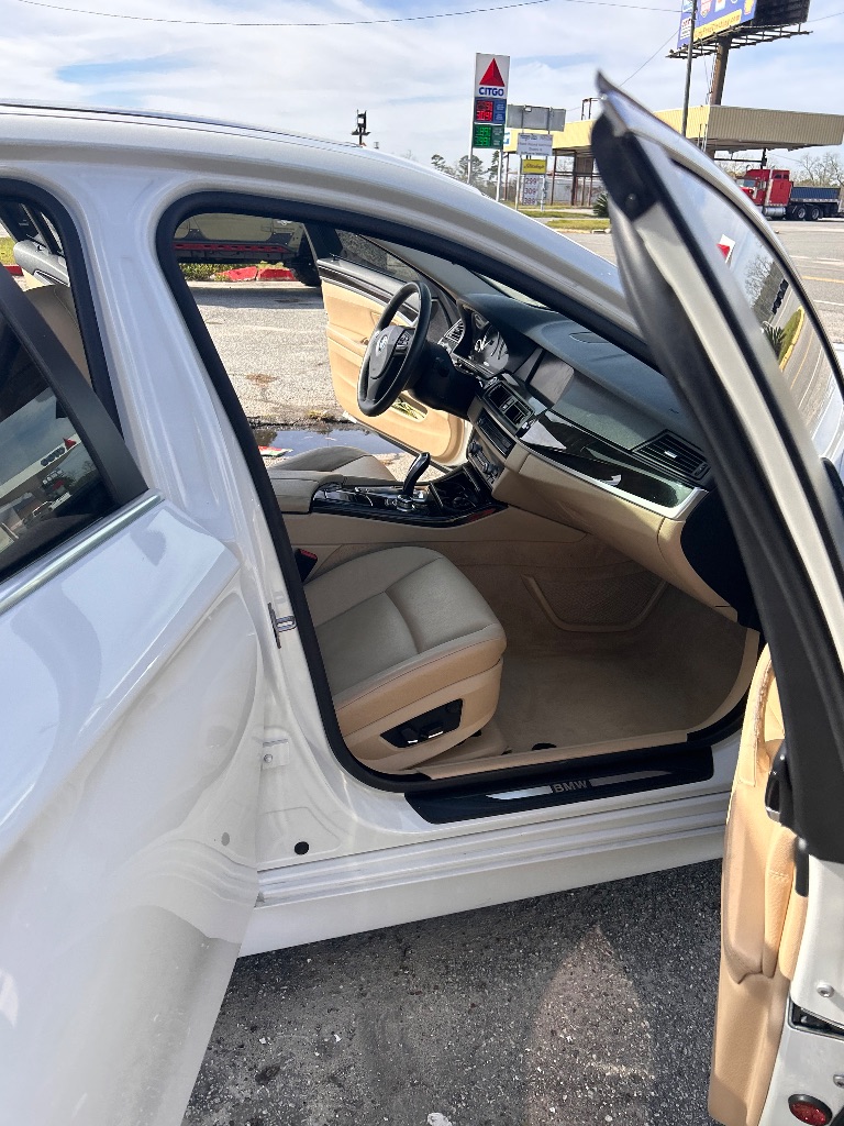2013 BMW 528i - $12,500