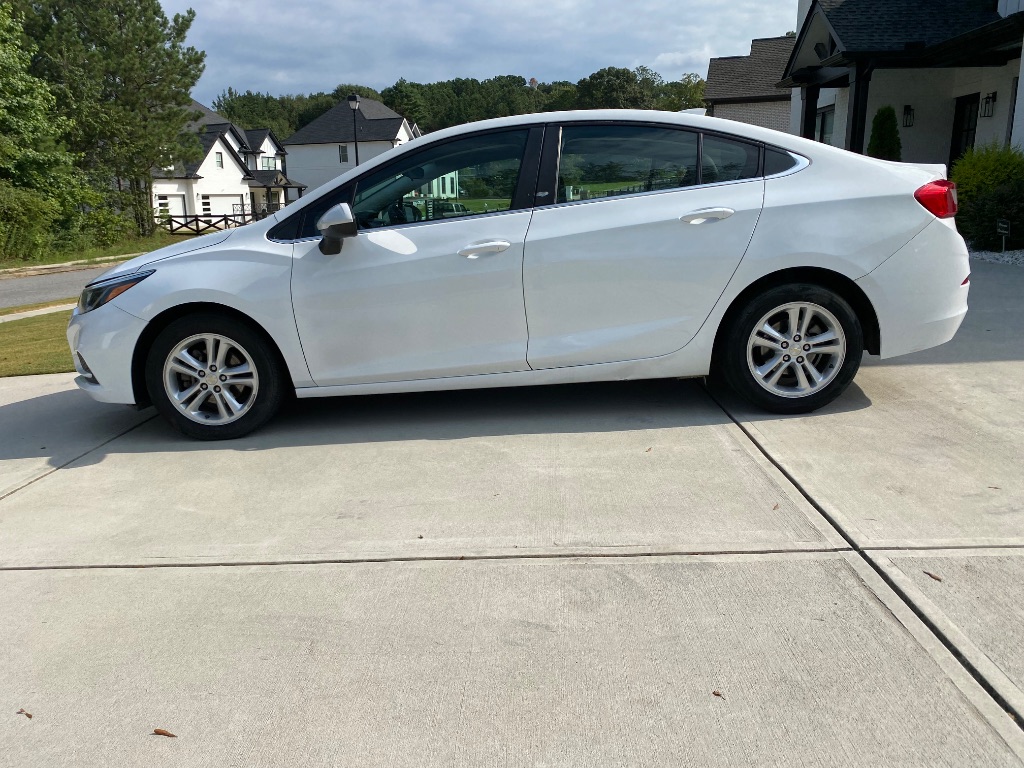 2018 Chevrolet Cruze LT photo