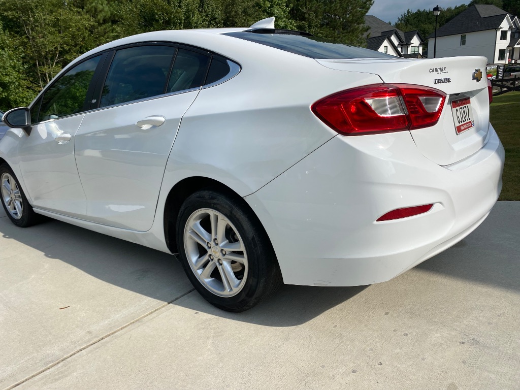 2018 Chevrolet Cruze LT photo