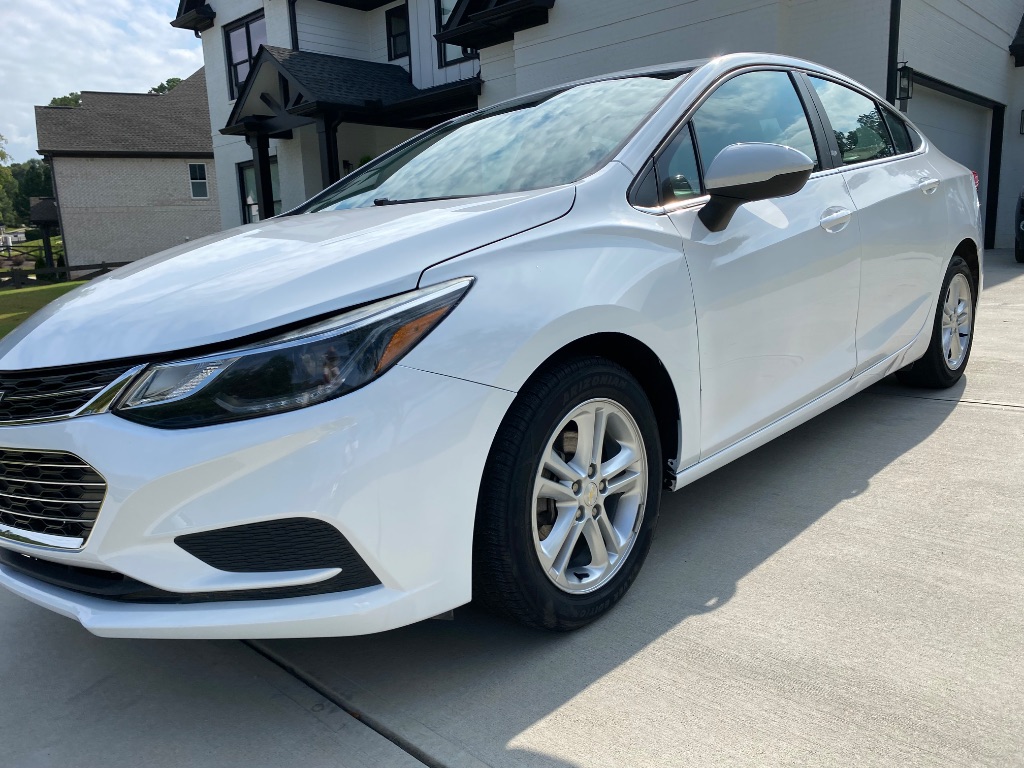 2018 Chevrolet Cruze LT photo