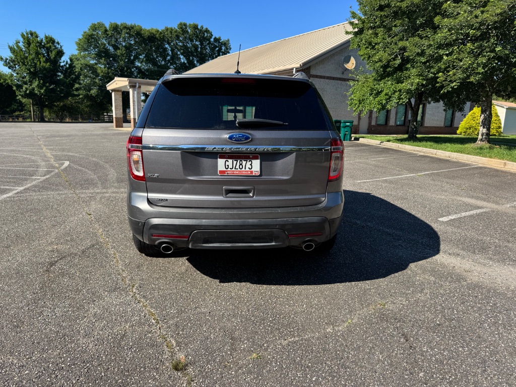 2014 Ford Explorer - $9,499