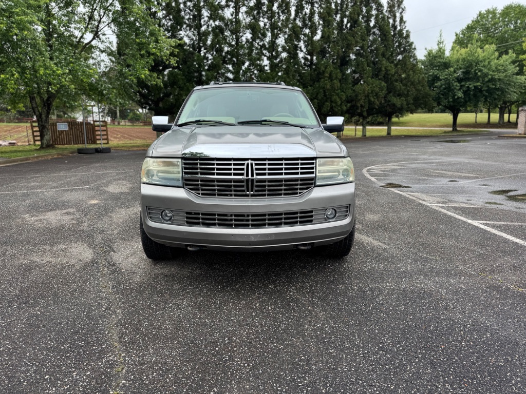 2008 Lincoln Navigator - $4,999