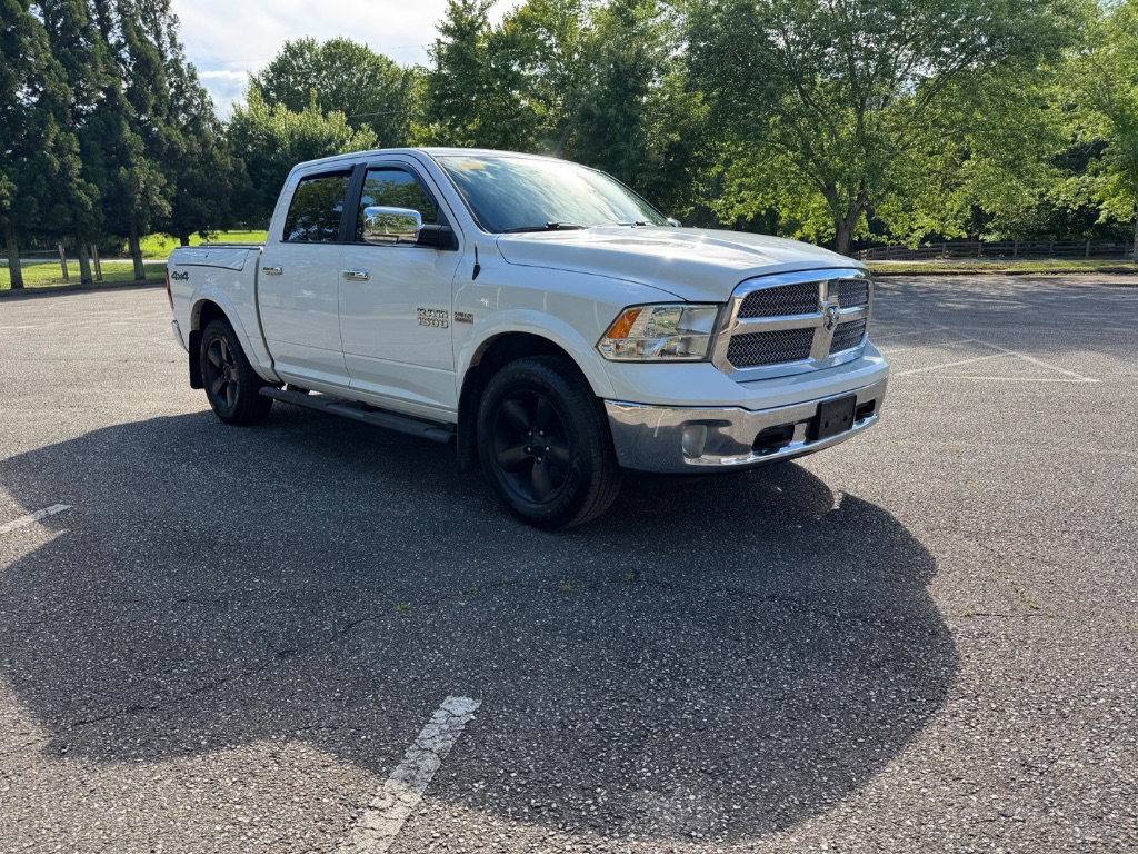 2018 Ram 1500 - $17,999