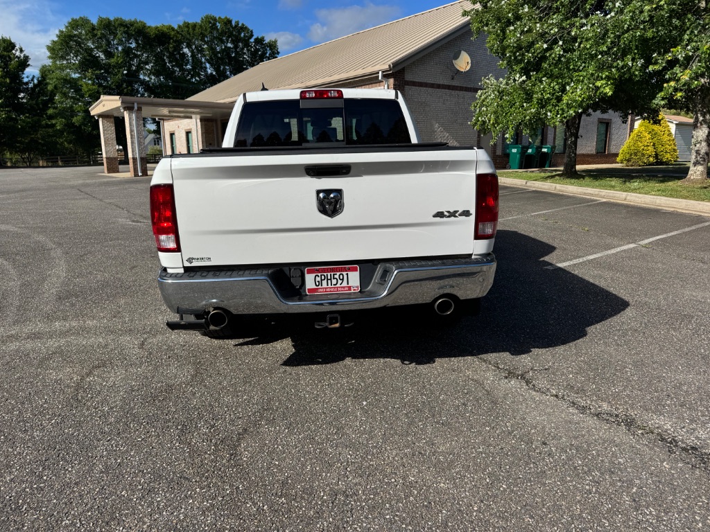 2018 Ram 1500 - $17,999