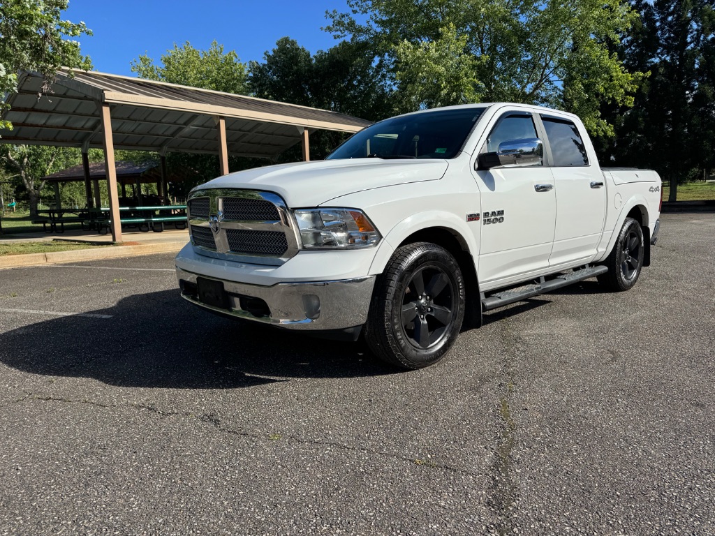 2018 Ram 1500 - $17,999