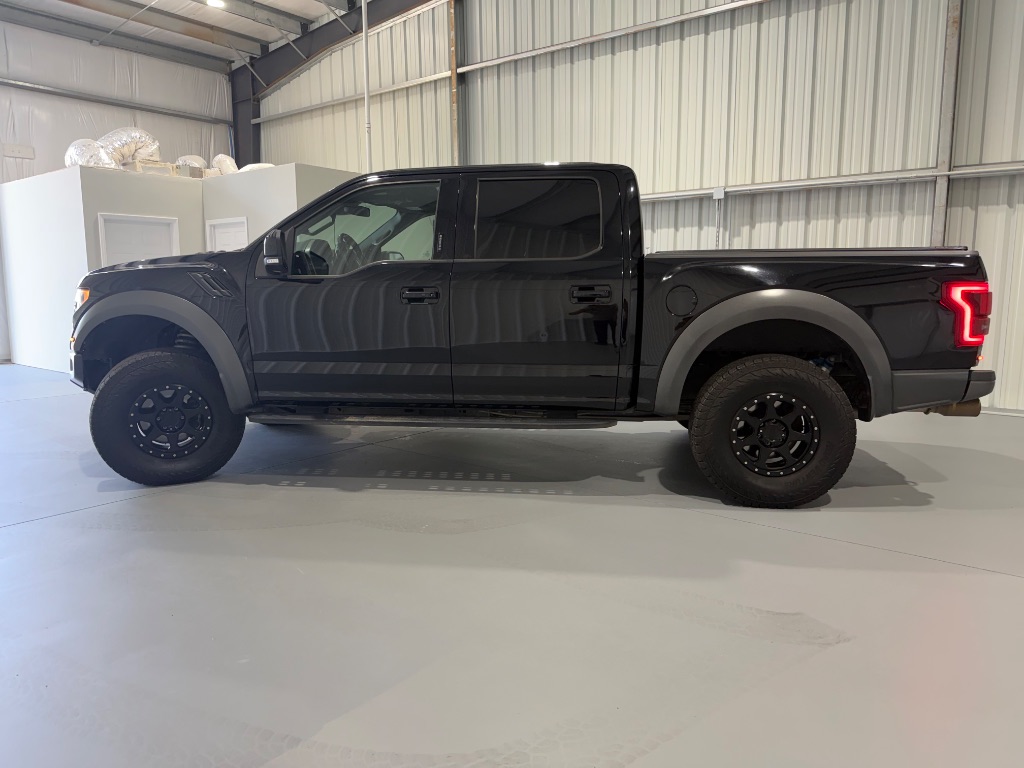 2018 Ford F-150 - $33,999