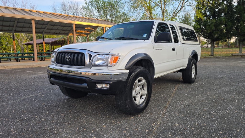 2004 Toyota Tacoma - $8,999