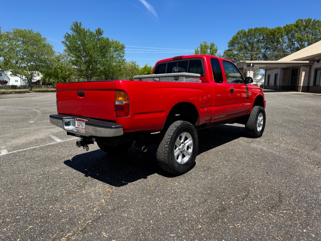 2000 Toyota Tacoma - $5,499