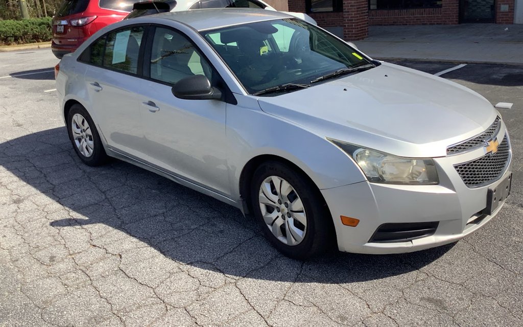 2013 Chevrolet Cruze LS Auto photo