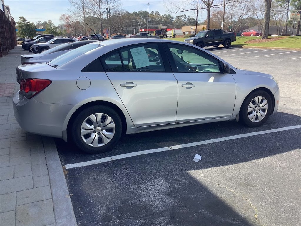 2013 Chevrolet Cruze LS Auto photo