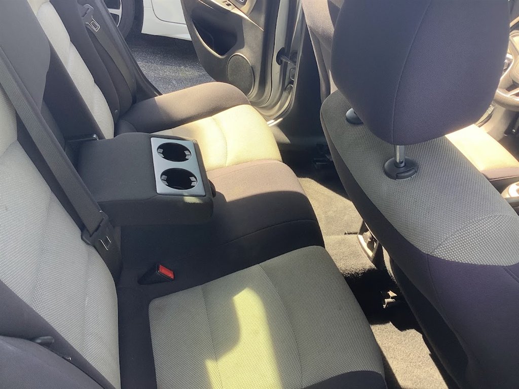 2013 Chevrolet Cruze LS Auto photo