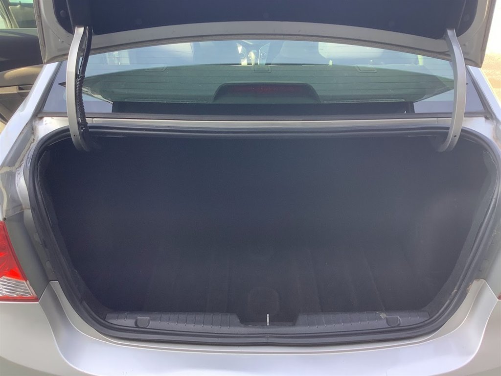 2013 Chevrolet Cruze LS Auto photo