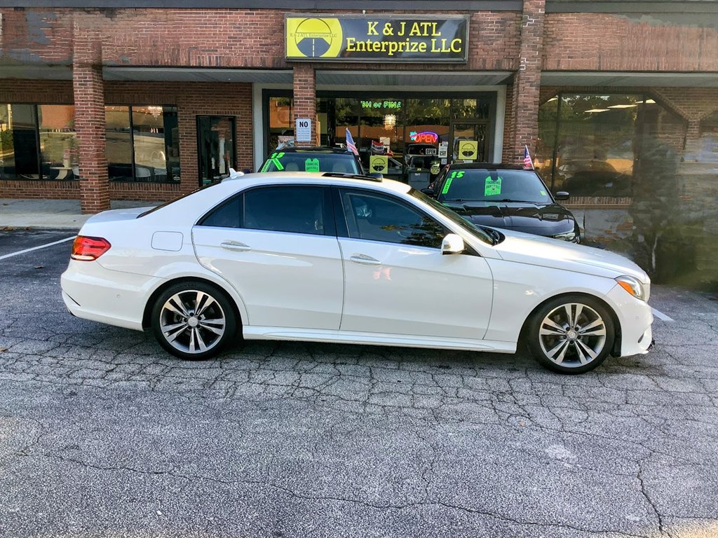 2016 Mercedes-Benz E-Class - $12,495