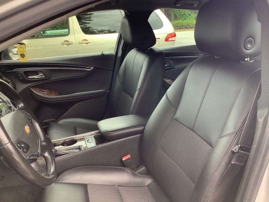 2015 Chevrolet Impala - $10,995