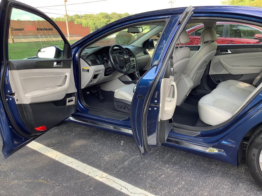 2017 Hyundai Sonata - $11,900