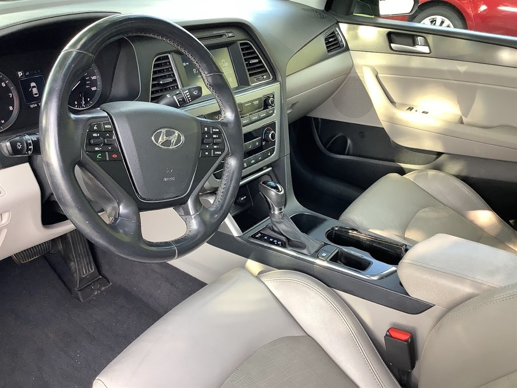 2017 Hyundai Sonata - $11,900