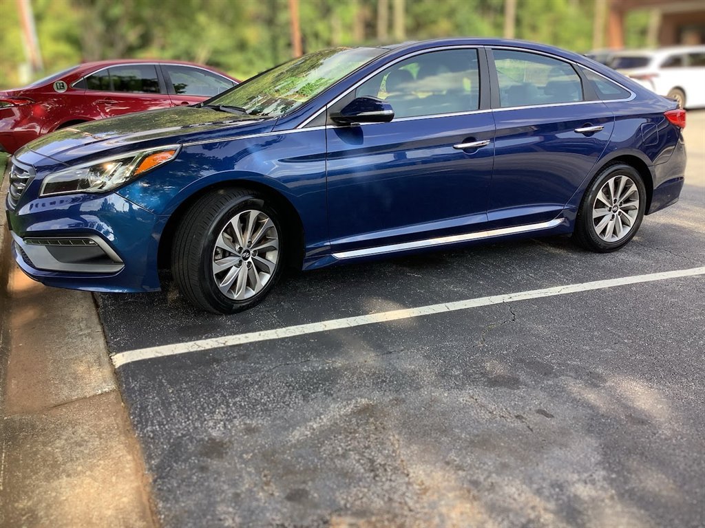 2017 Hyundai Sonata - $11,900