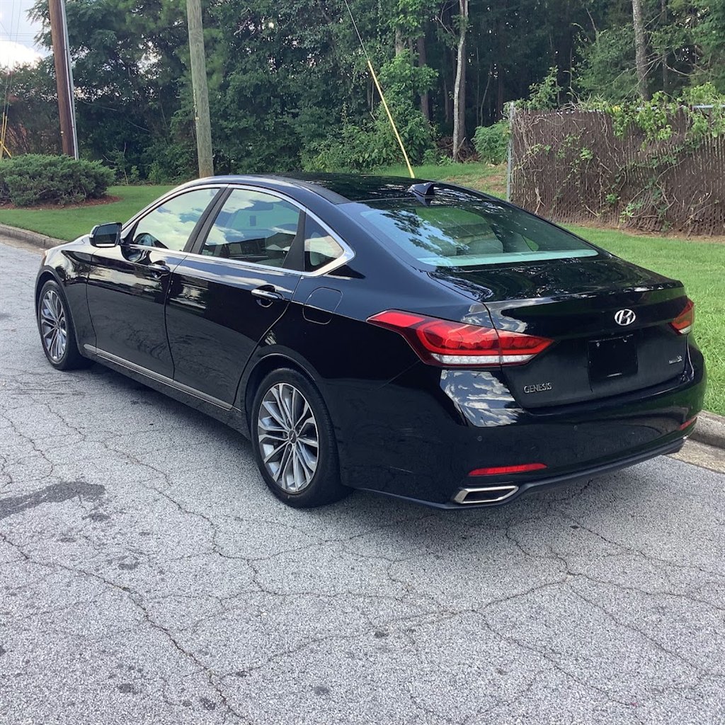 2015 Hyundai Genesis - $15,208
