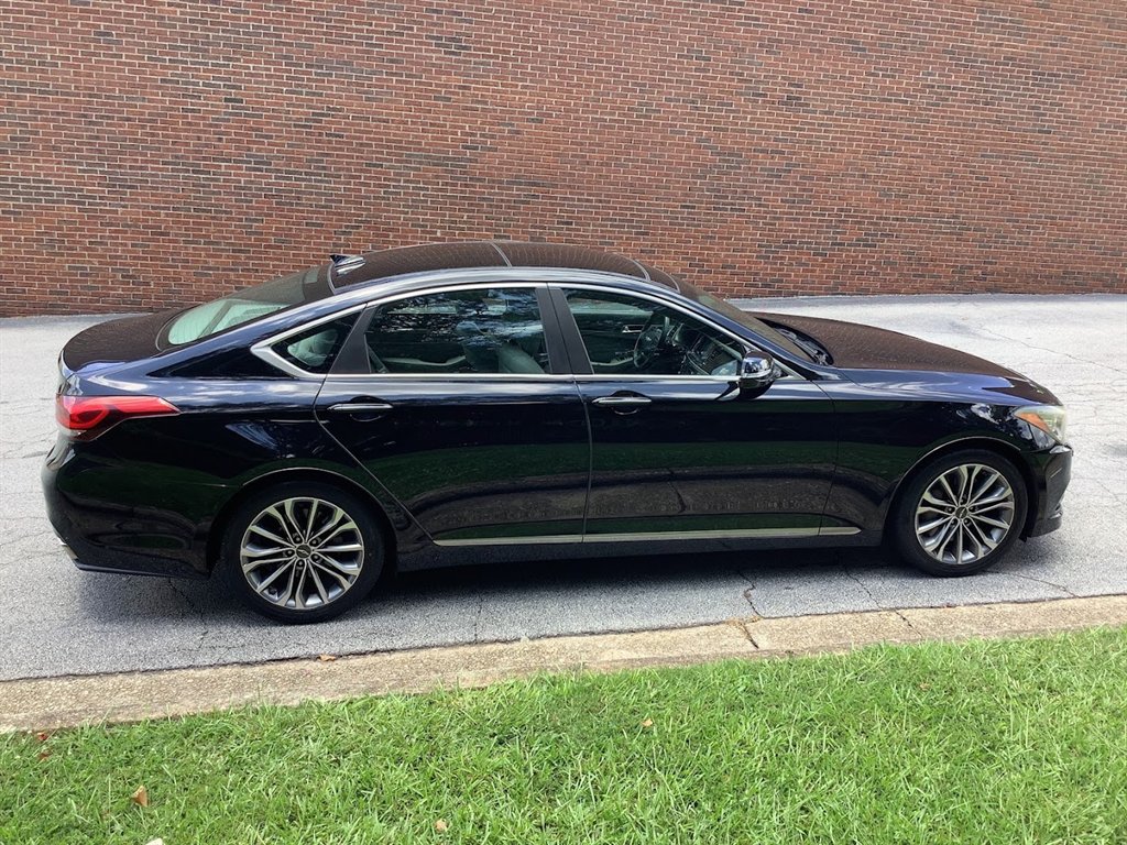 2015 Hyundai Genesis - $15,208