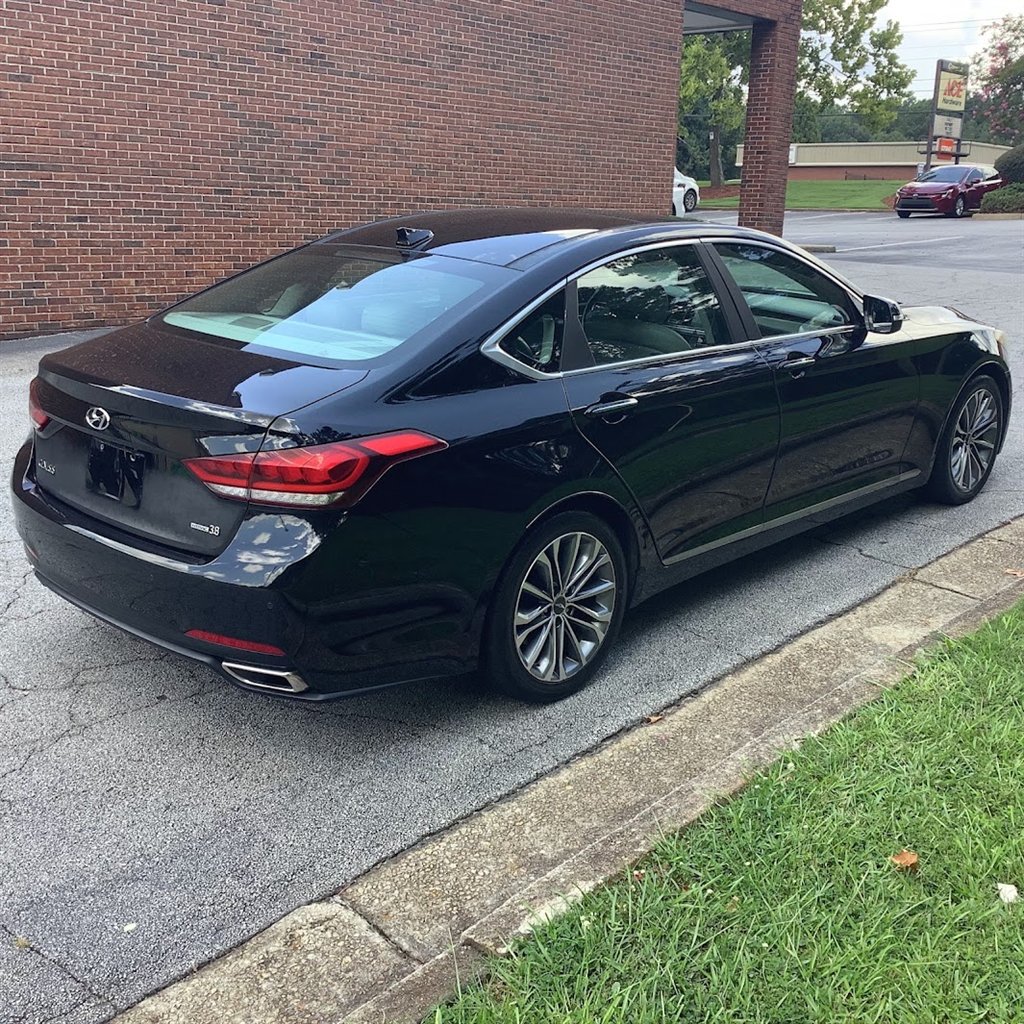 2015 Hyundai Genesis - $15,208