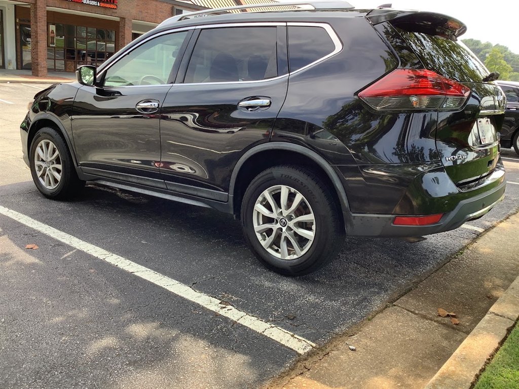2019 Nissan Rogue - $16,800