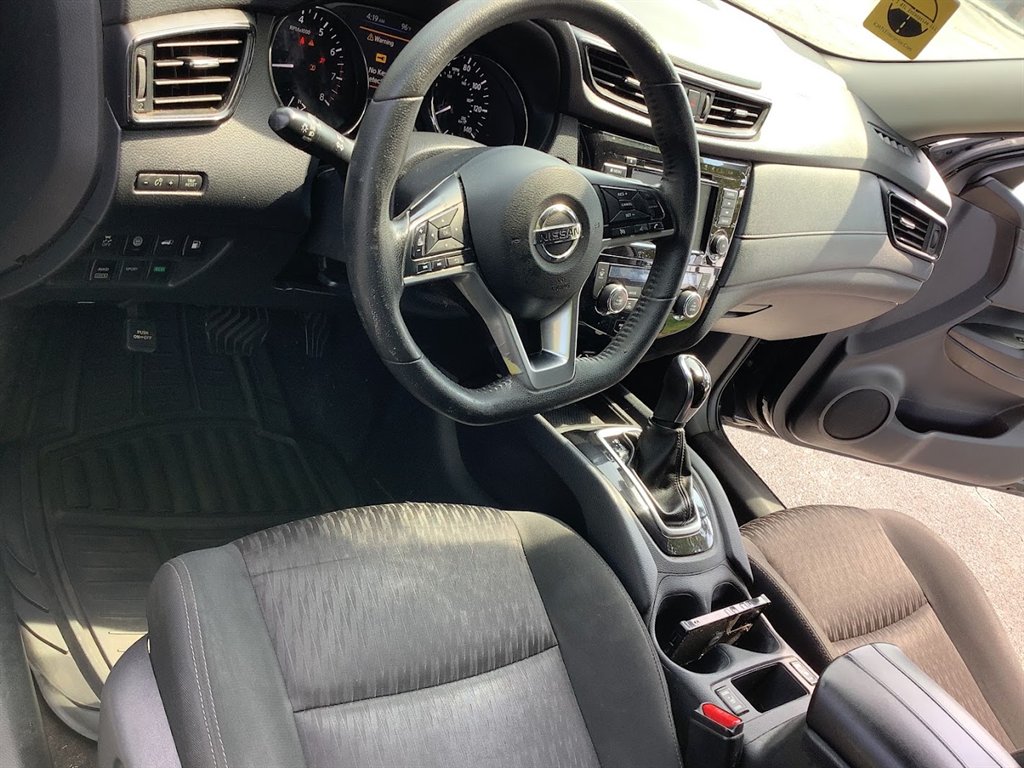 2019 Nissan Rogue - $16,800