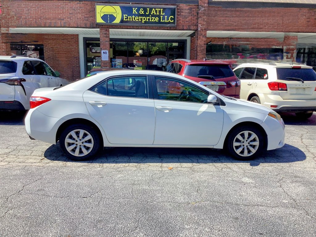 2015 Toyota Corolla - $12,950