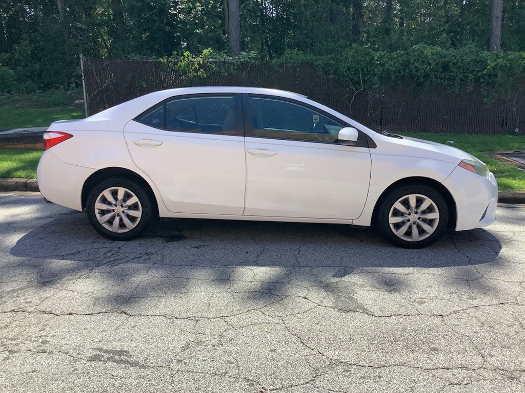2015 Toyota Corolla - $12,950