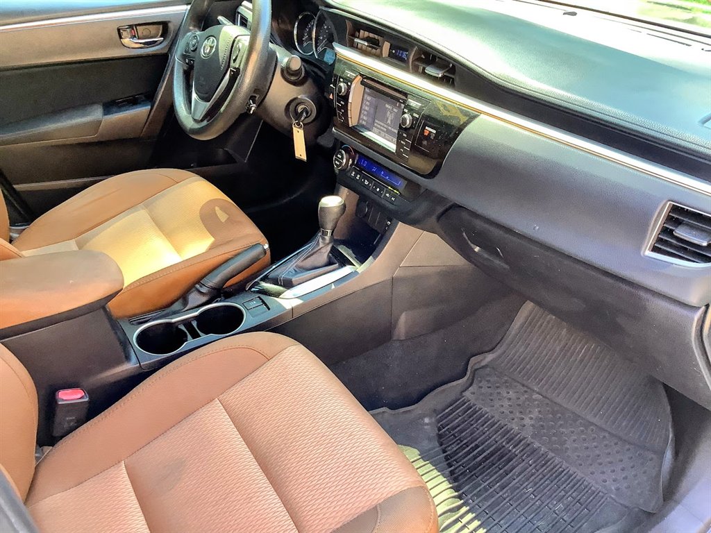 2015 Toyota Corolla - $12,950