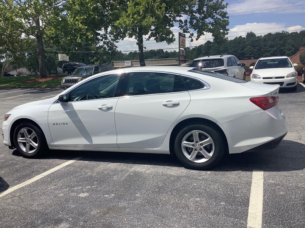 2023 Chevrolet Malibu - $19,250