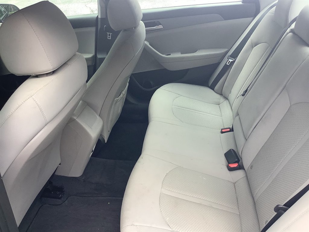 2018 Hyundai Sonata - $15,780