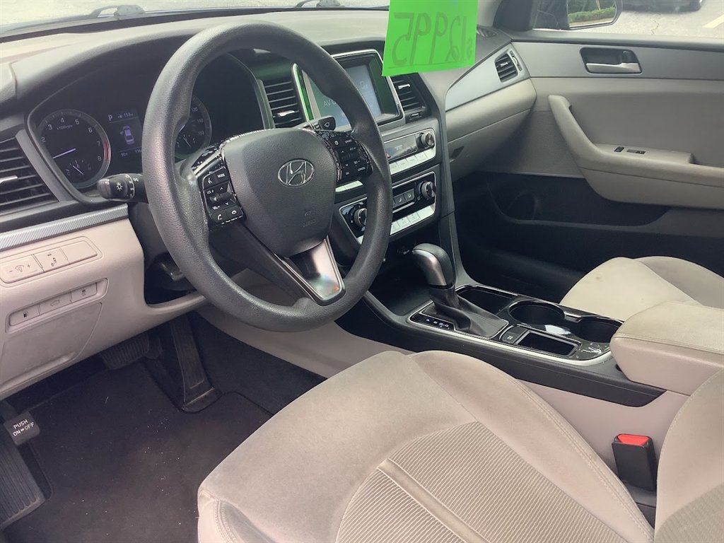 2018 Hyundai Sonata - $15,780