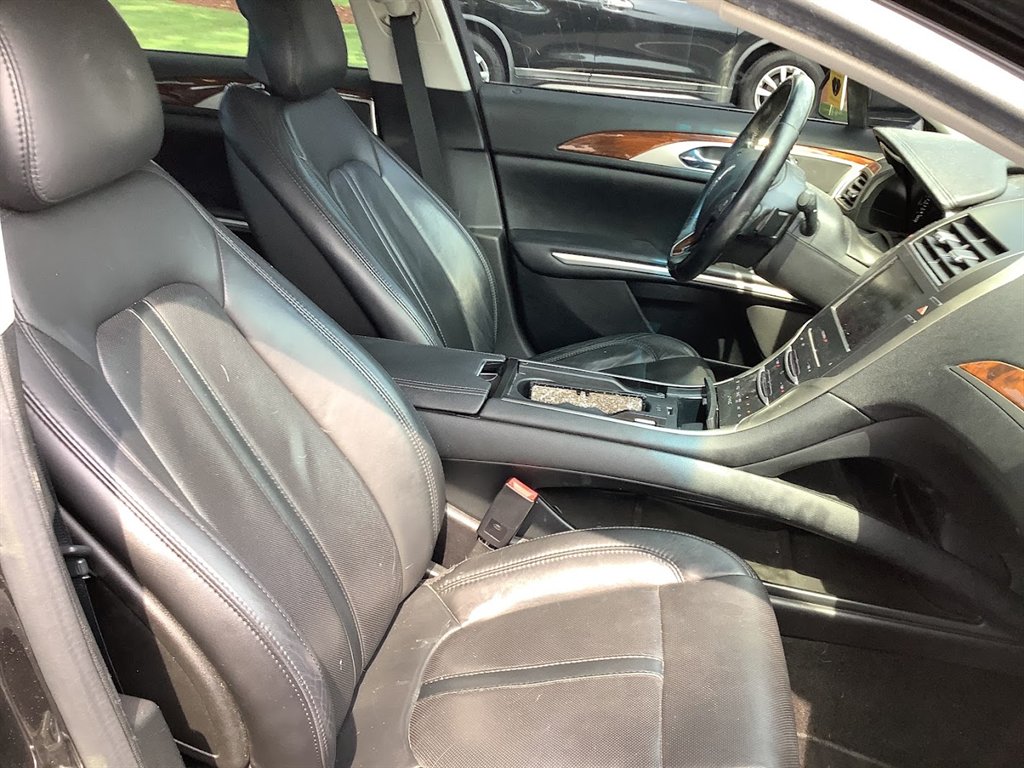 2015 Lincoln MKZ - $12,730