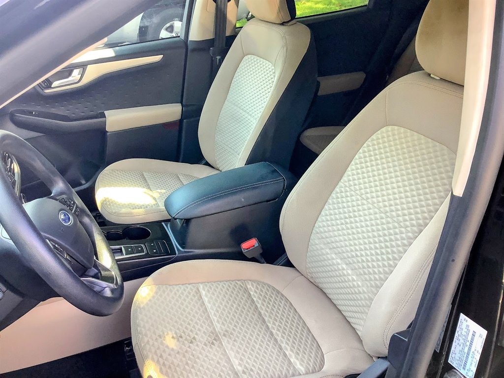 2020 Ford Escape - $14,995