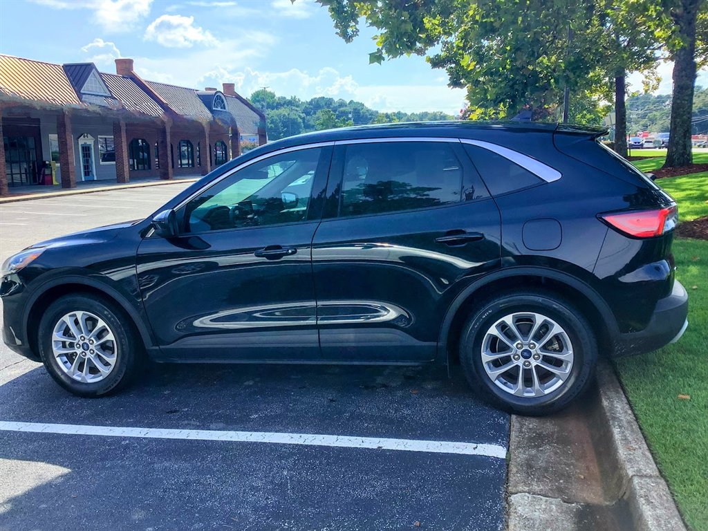 2020 Ford Escape - $14,995