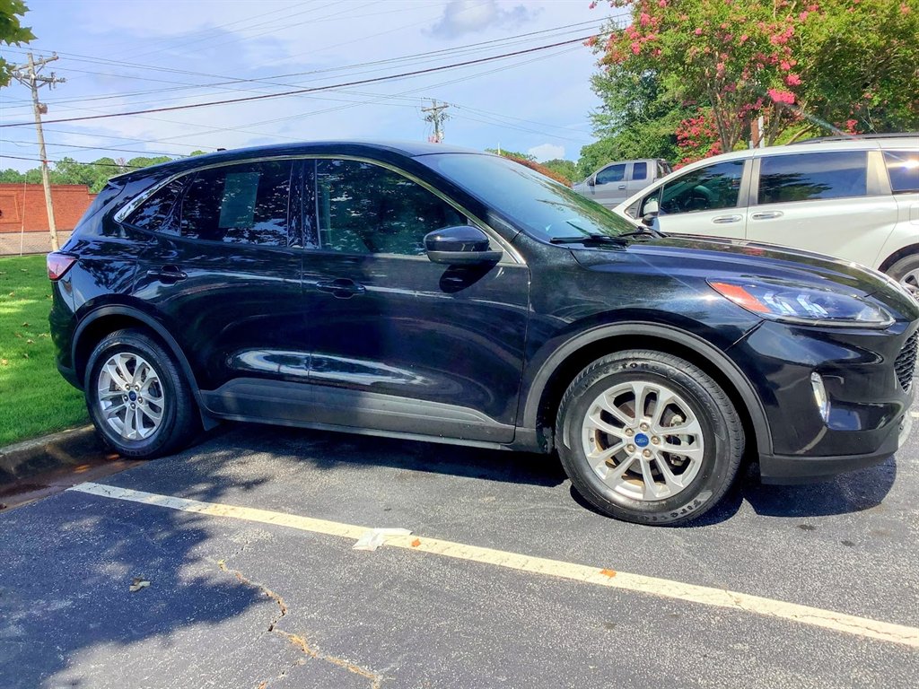 2020 Ford Escape - $14,995