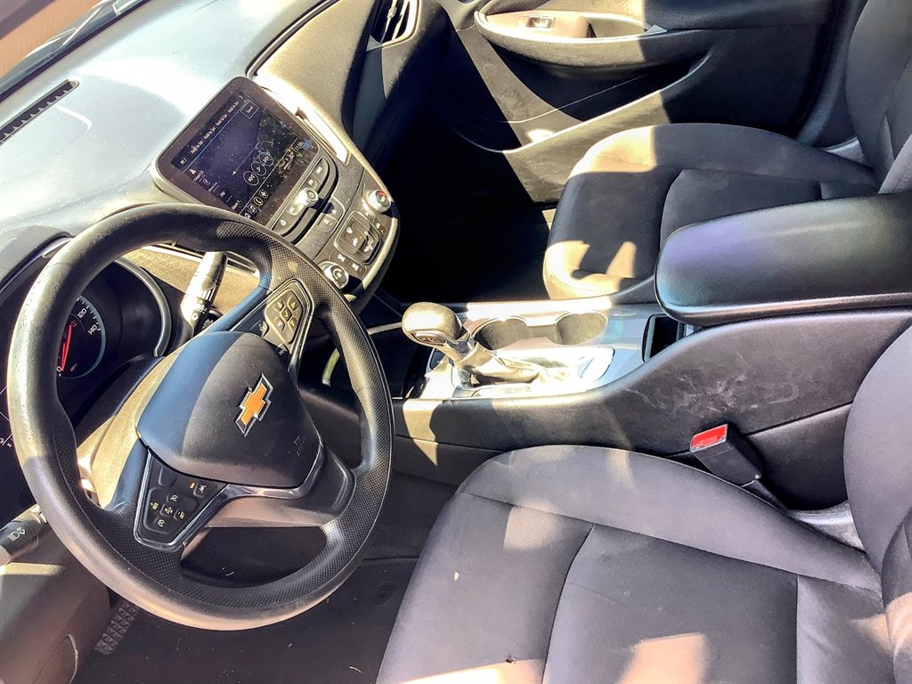 2021 Chevrolet Malibu - $13,300