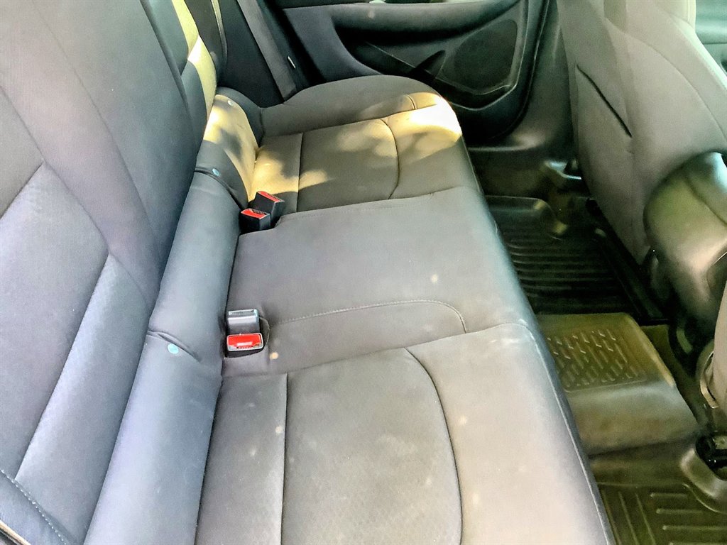 2021 Chevrolet Malibu - $13,300