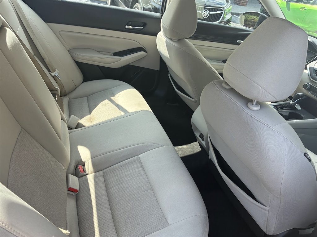 2019 Nissan Altima - $15,800