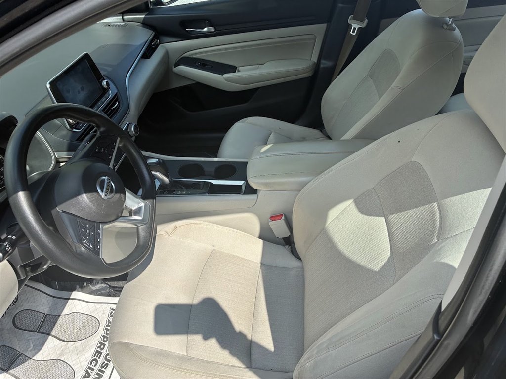 2019 Nissan Altima - $15,800