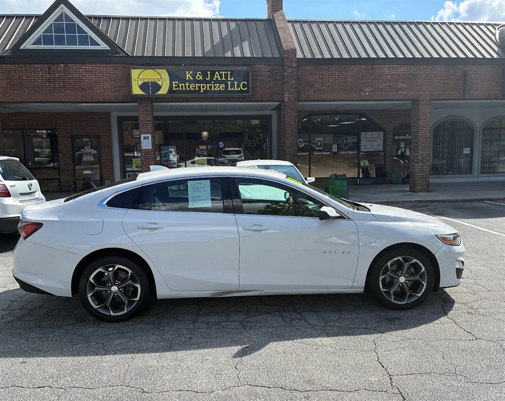 2020 Chevrolet Malibu - $15,180