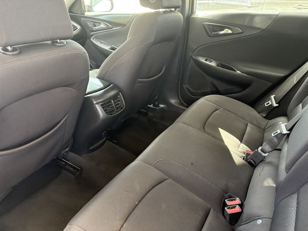 2020 Chevrolet Malibu - $15,180