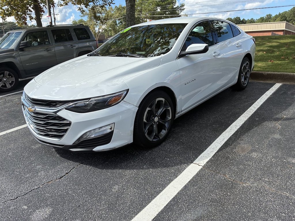 2020 Chevrolet Malibu - $15,180