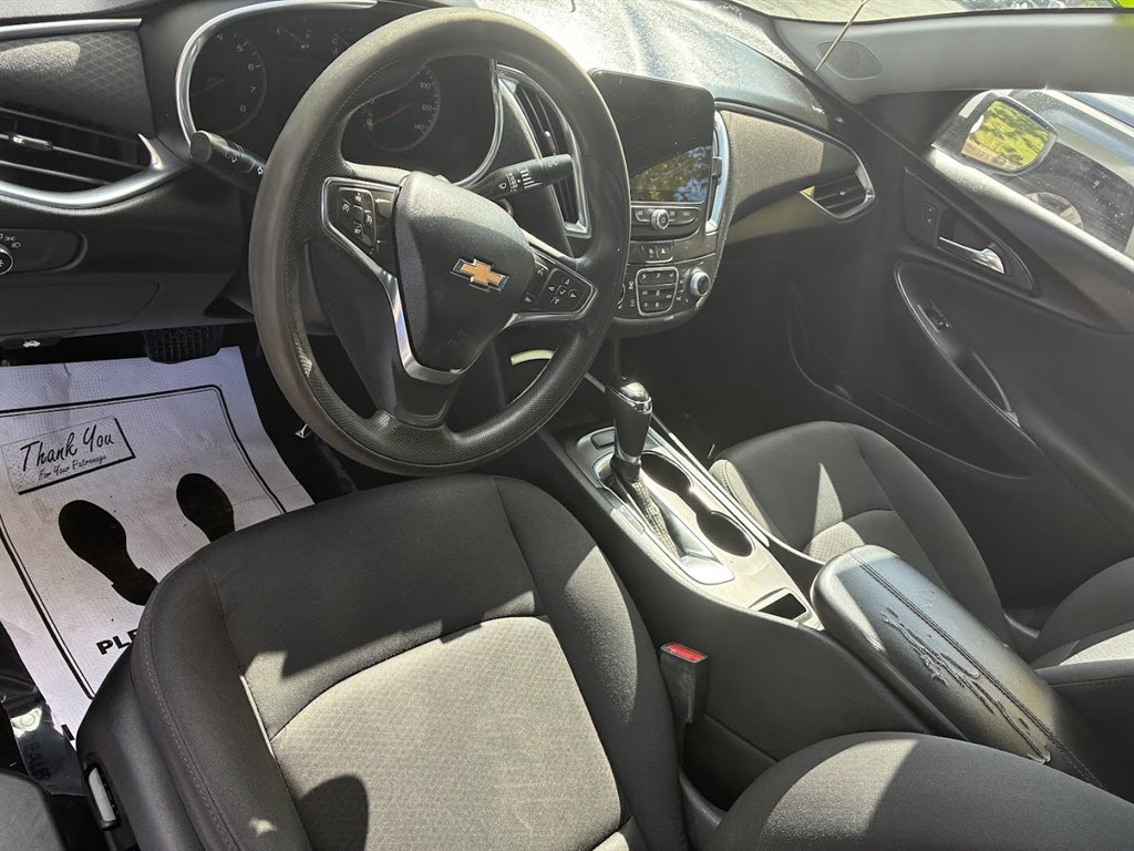2020 Chevrolet Malibu - $15,180