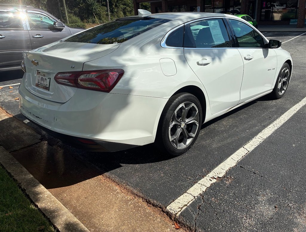 2020 Chevrolet Malibu - $15,180